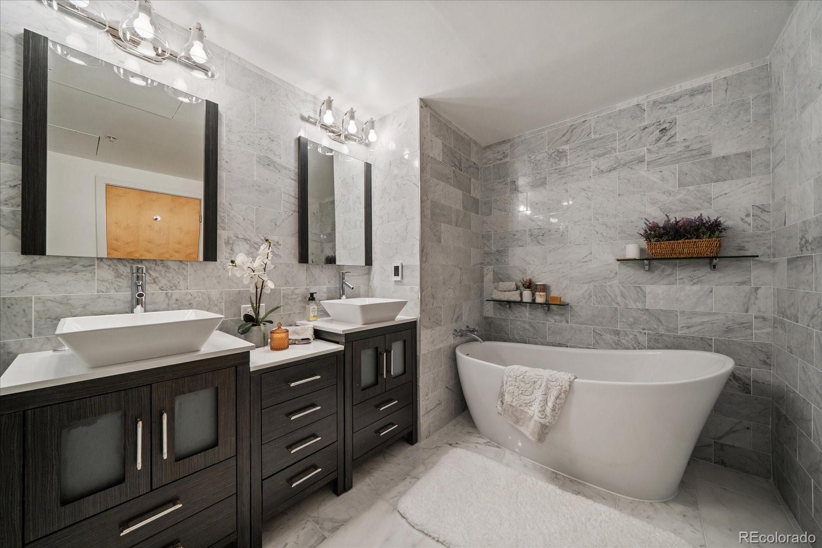 1610 Little Raven Street Unit: PH5