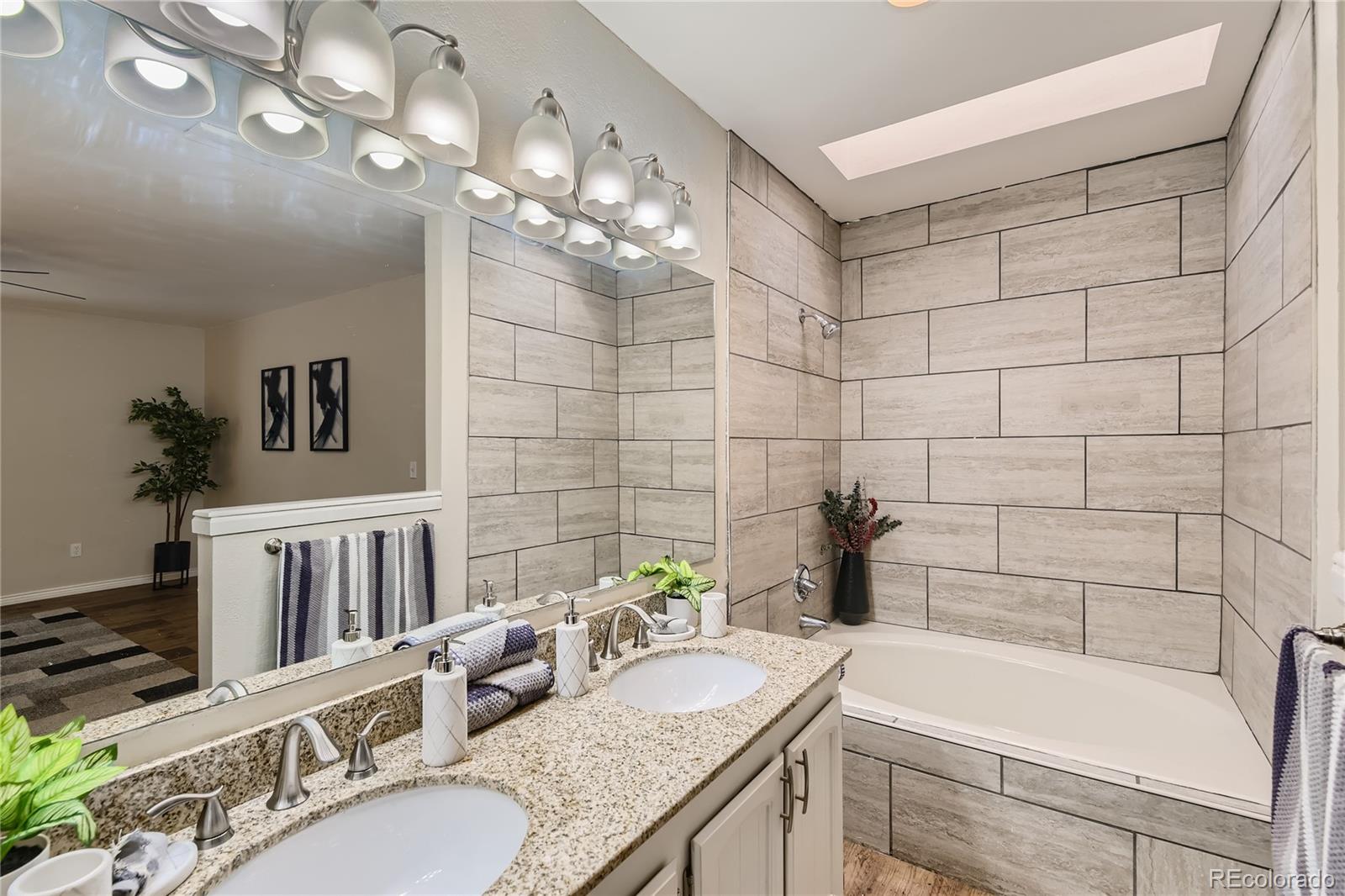 15593 E Wyoming Drive Unit: D
