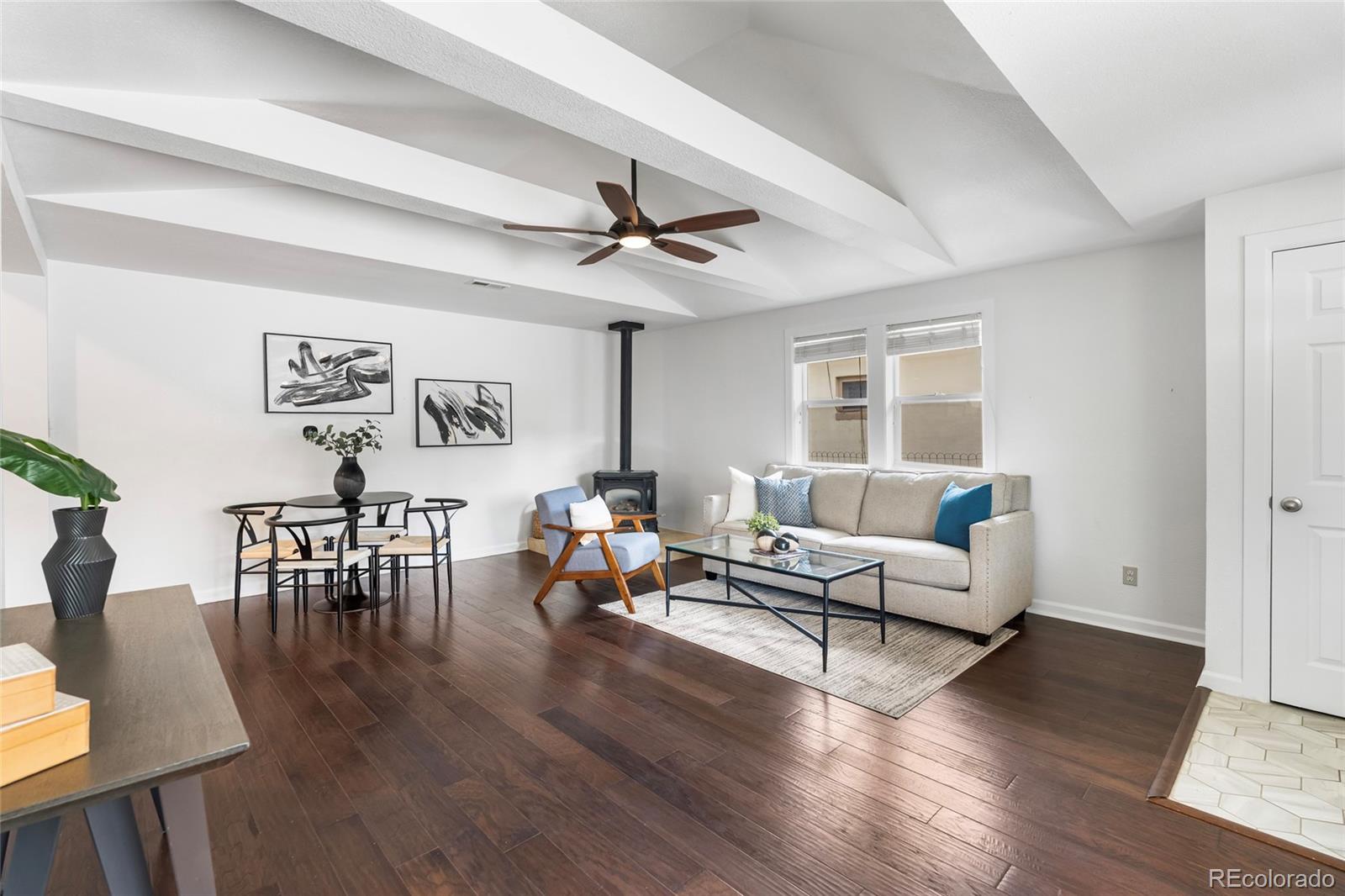 404 S Jasmine Street