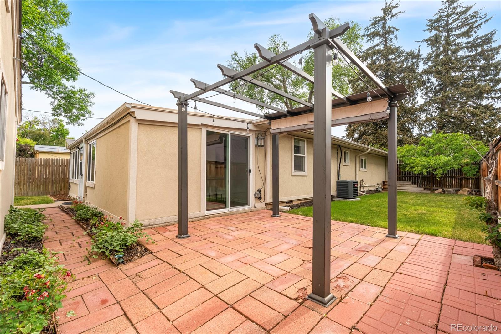 404 S Jasmine Street