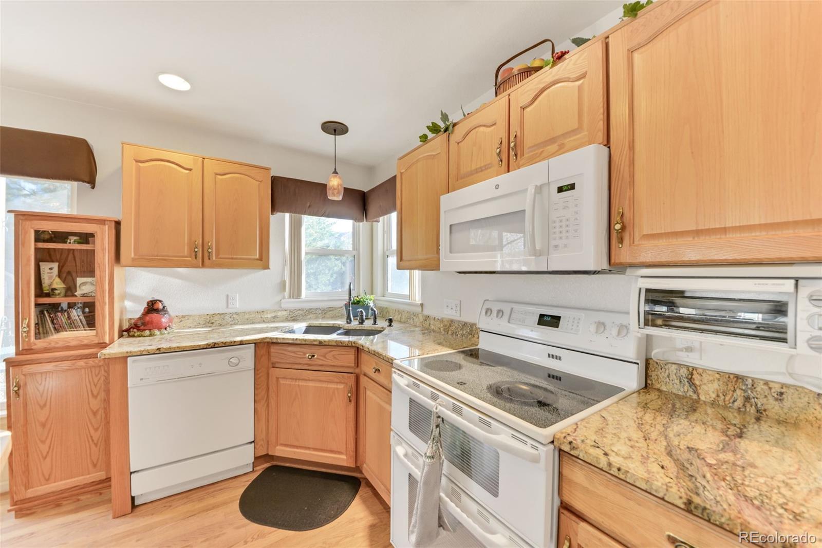 10586 W Maplewood Drive