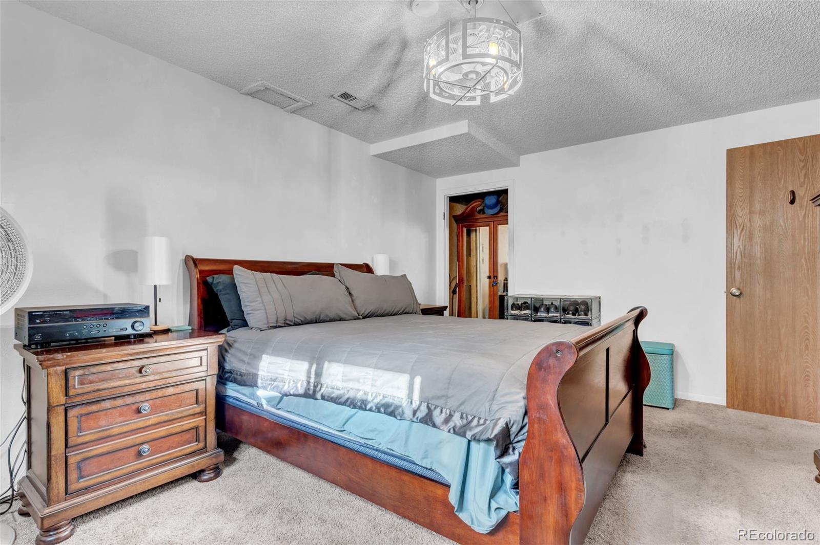 2540 S Deframe Street