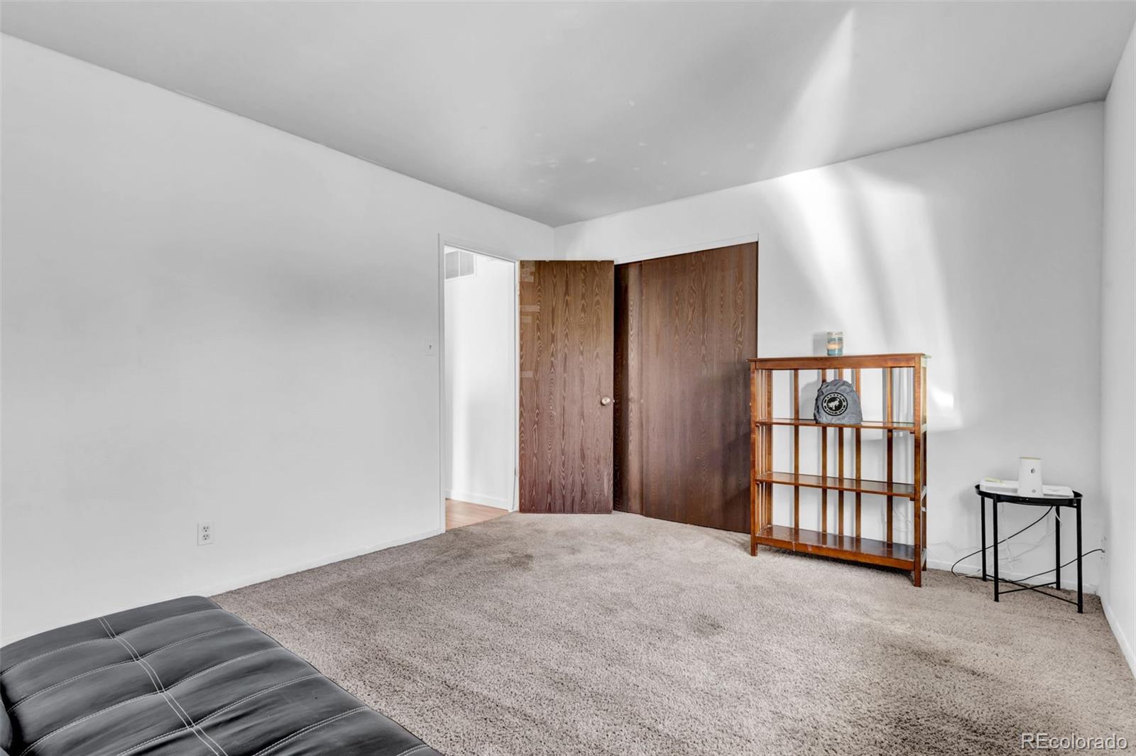 2540 S Deframe Street