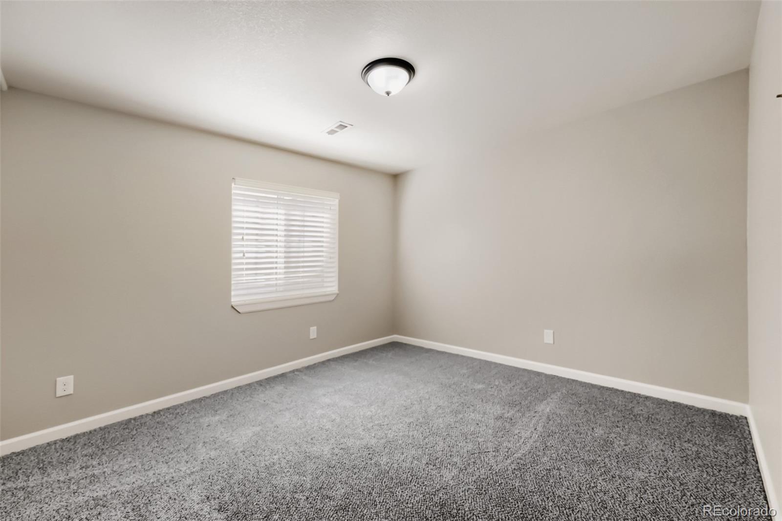 7932 E 123rd Place