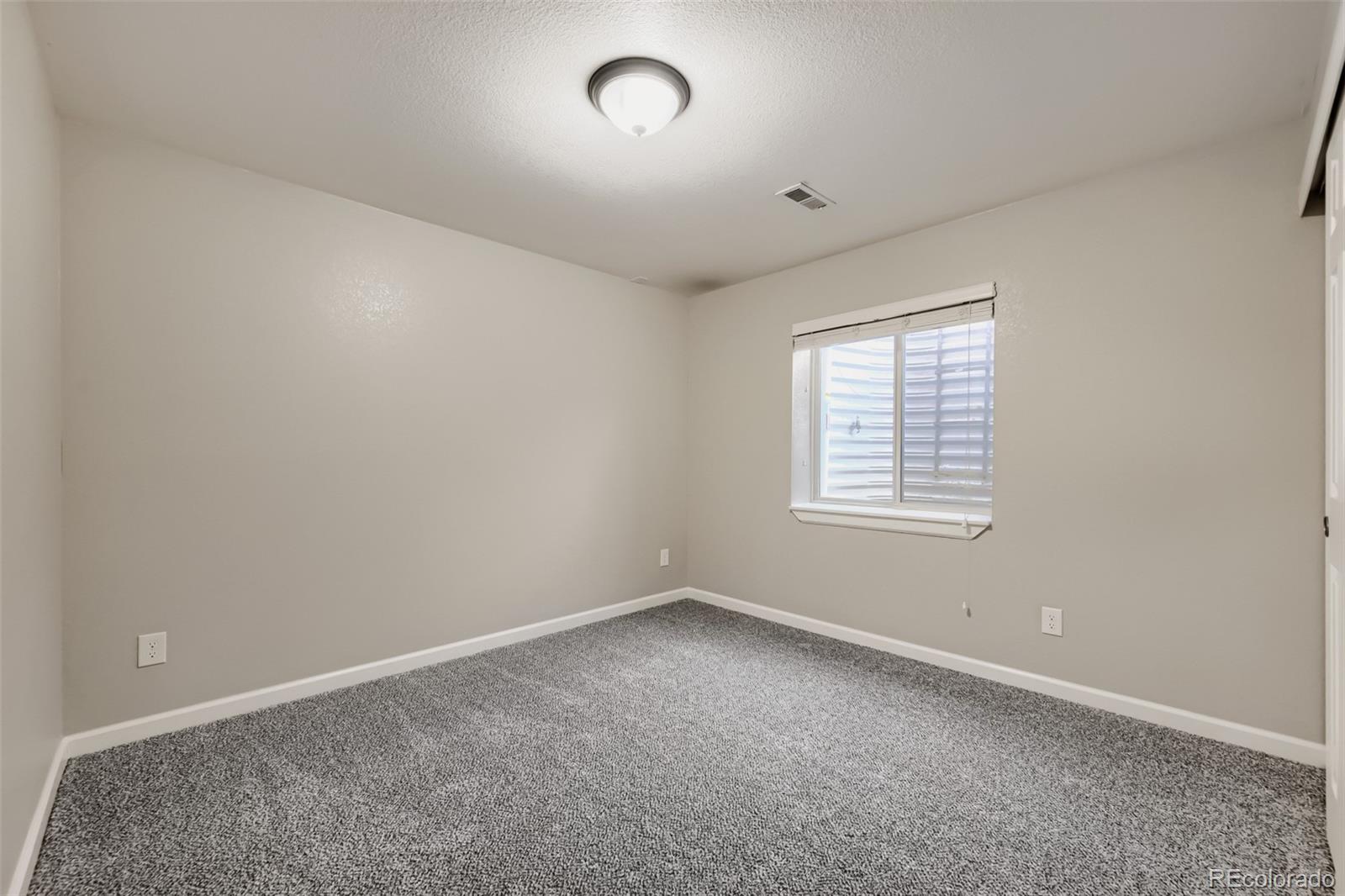 7932 E 123rd Place