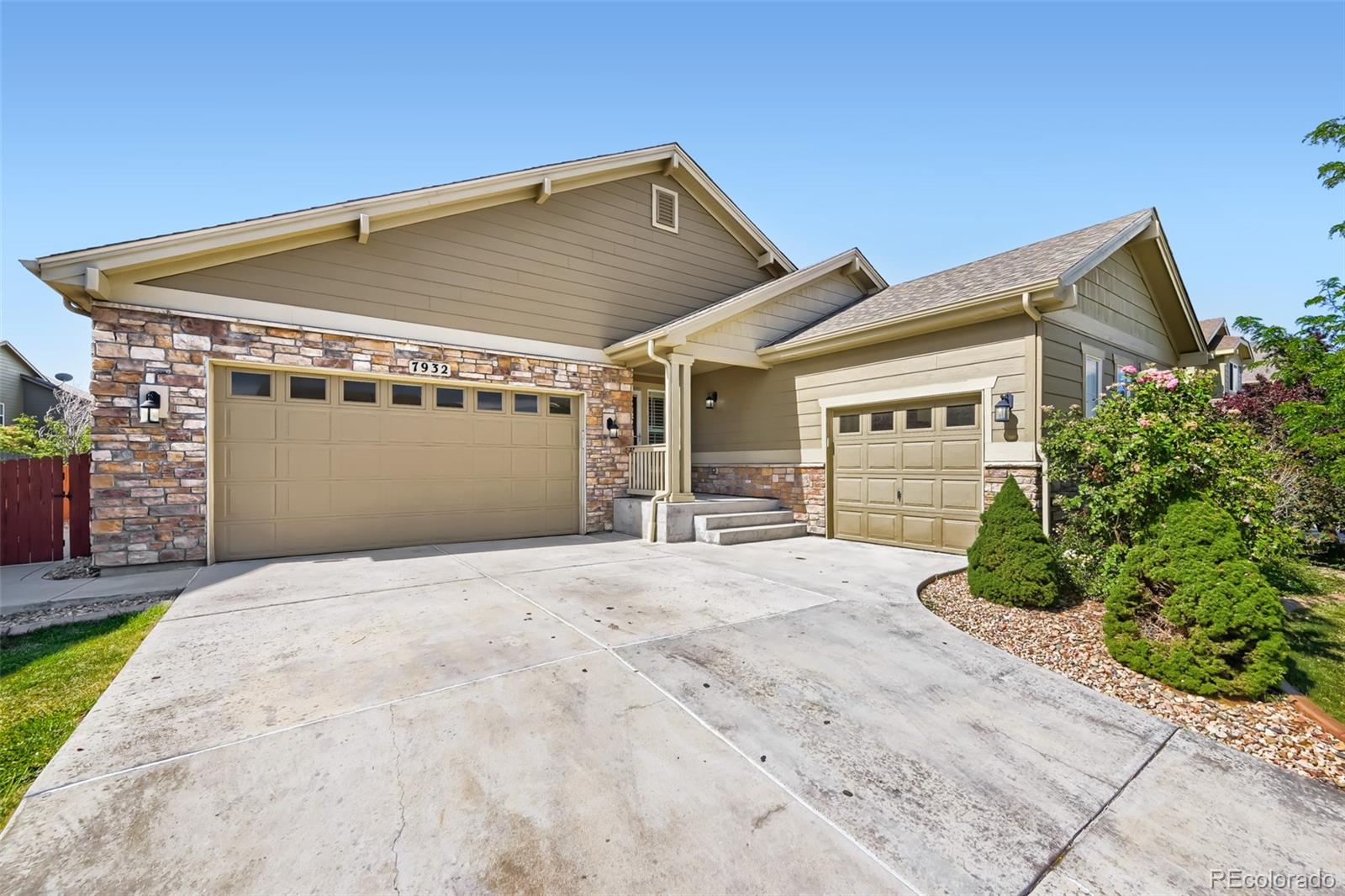 7932 E 123rd Place