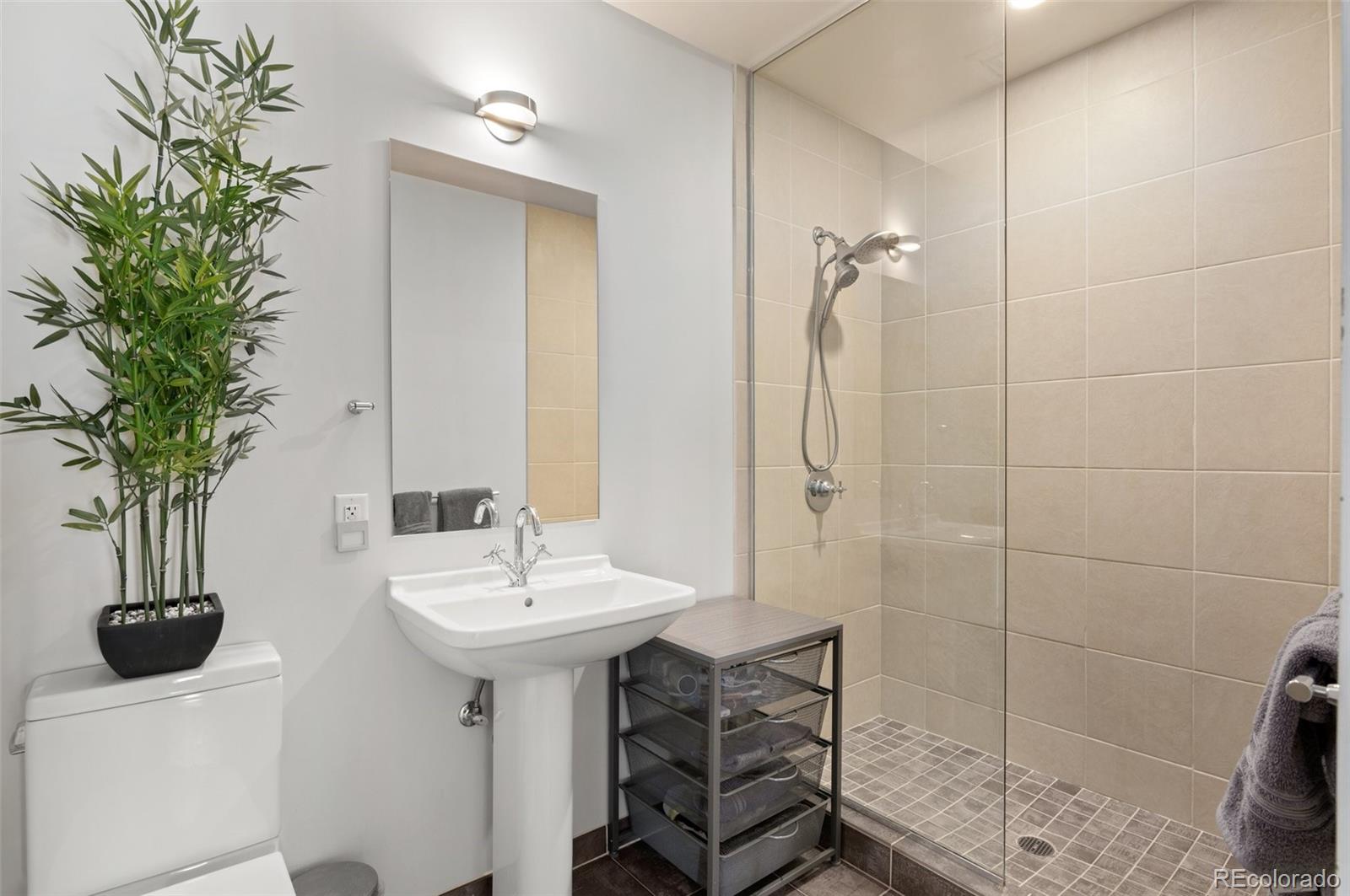 410 Acoma Street Unit: 509