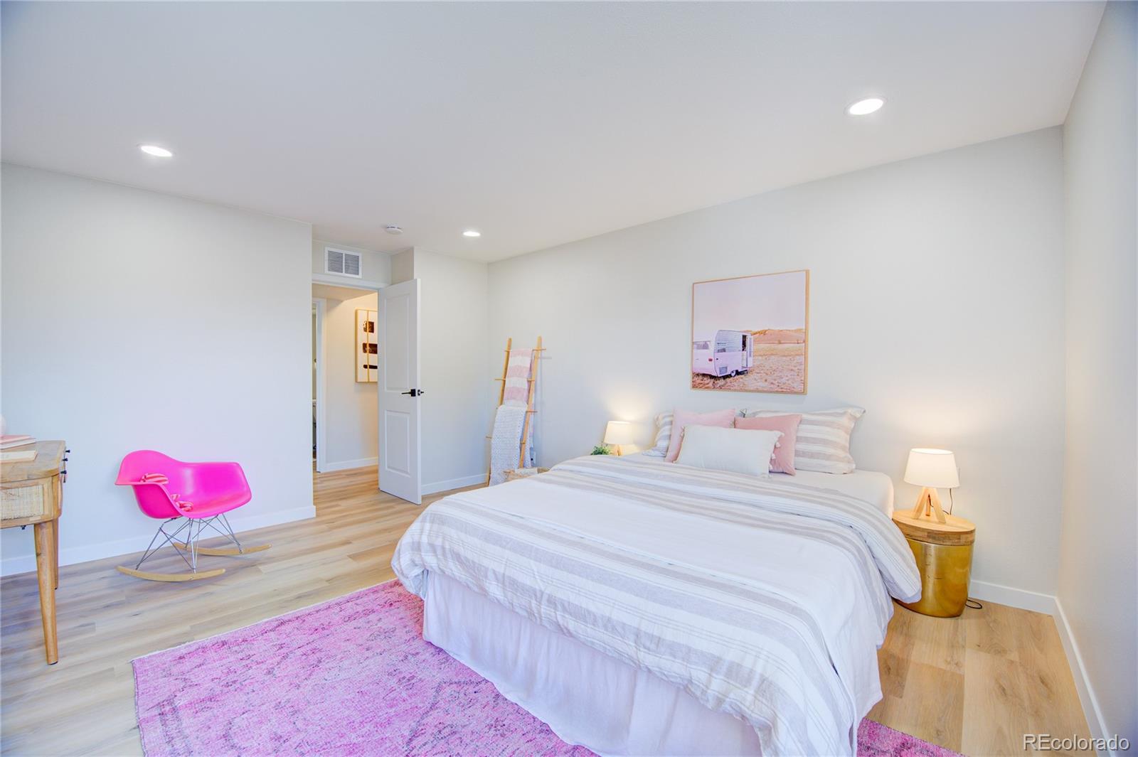 3338 S Ammons Street Unit: 11-203