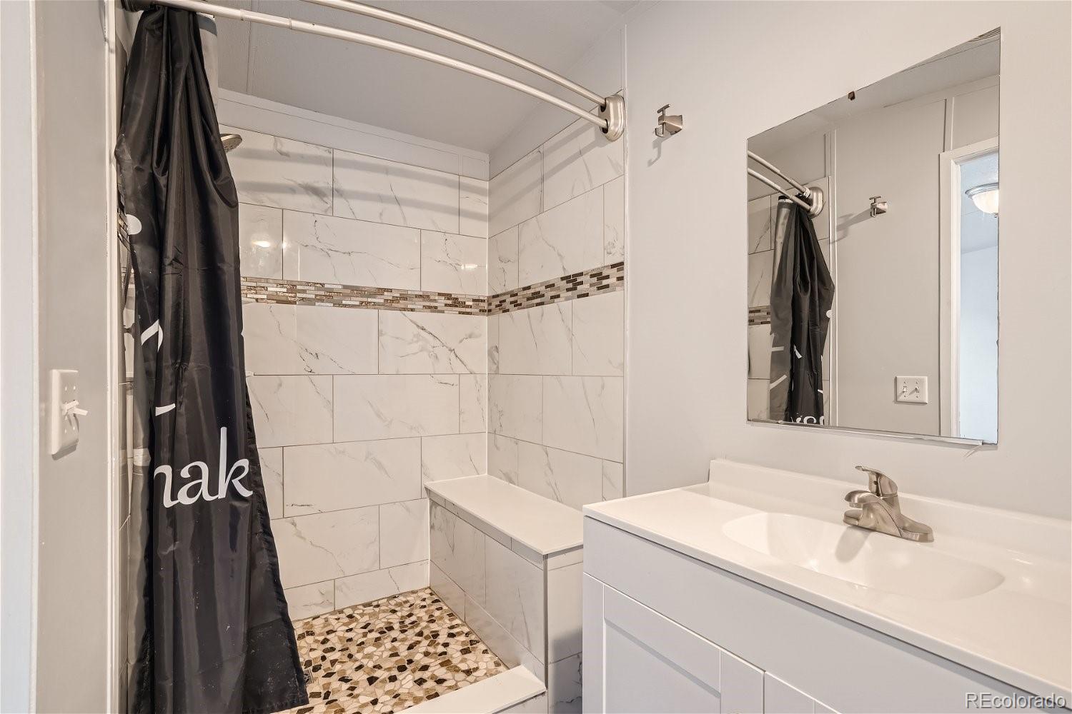 2885 E Midway Boulevard