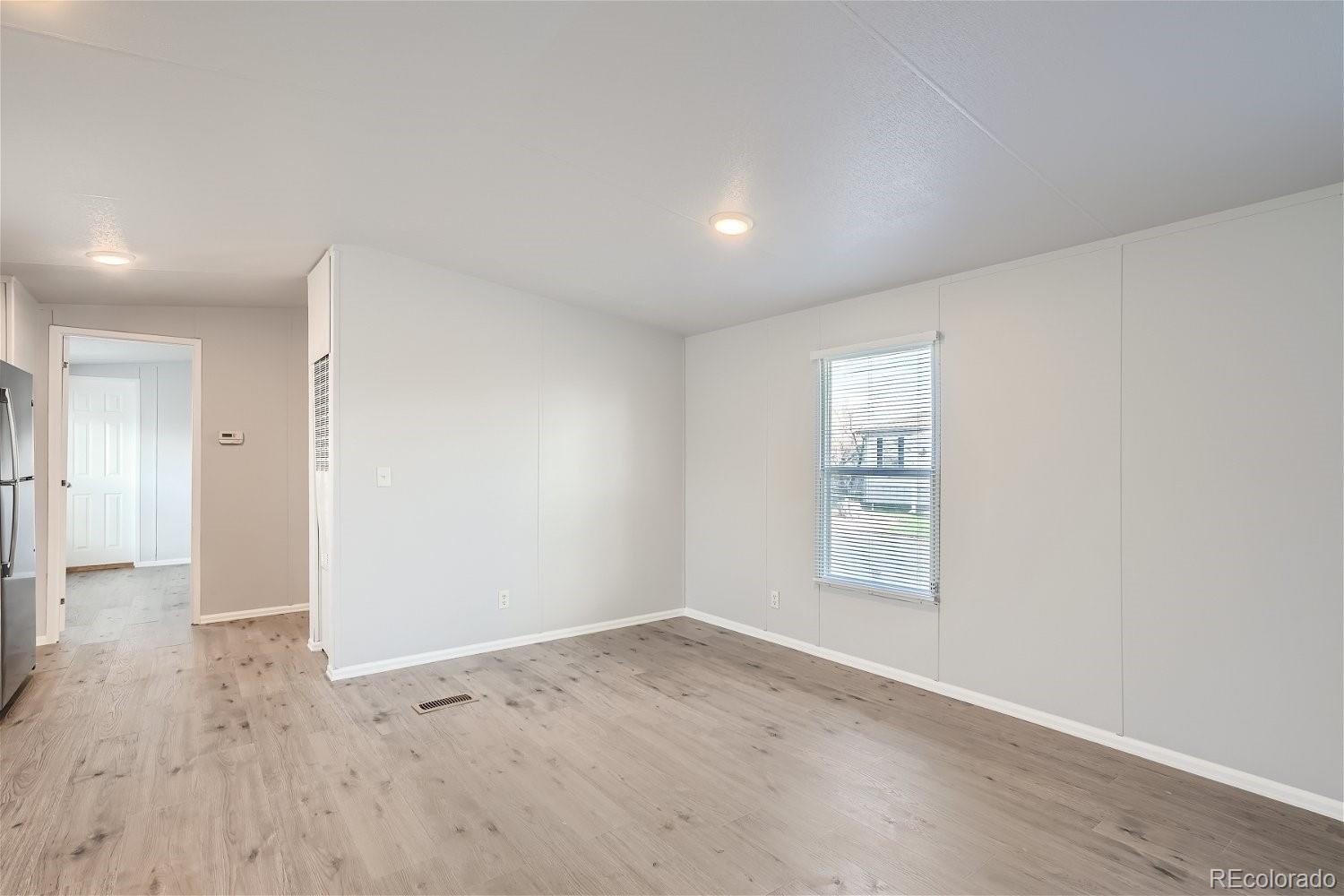 2885 E Midway Boulevard