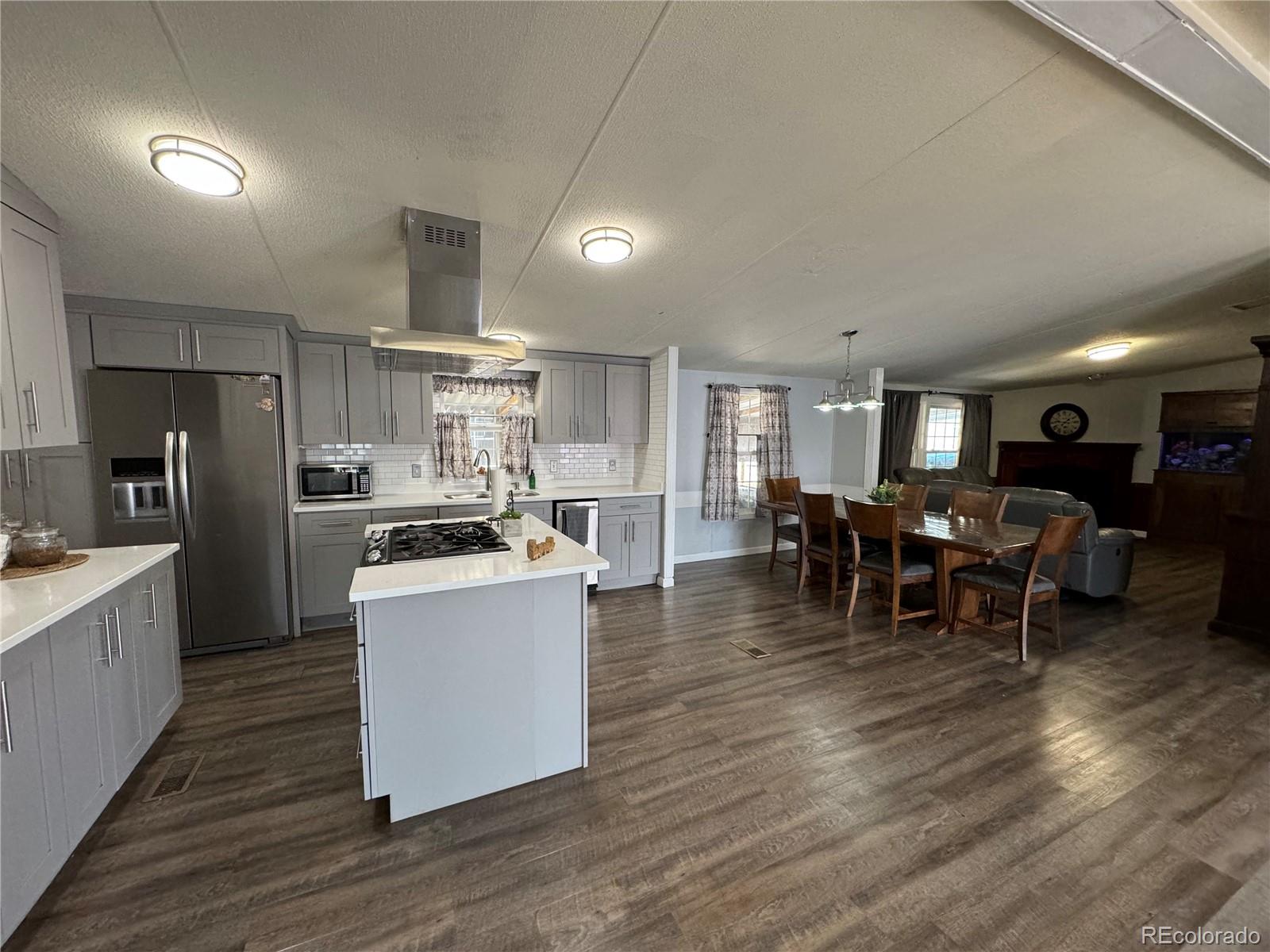 1921 Quintero Street