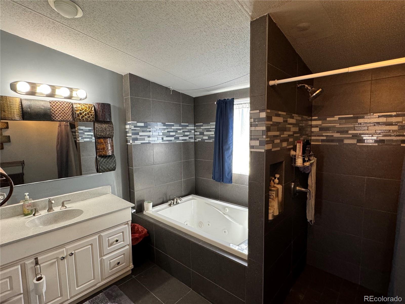 1921 Quintero Street