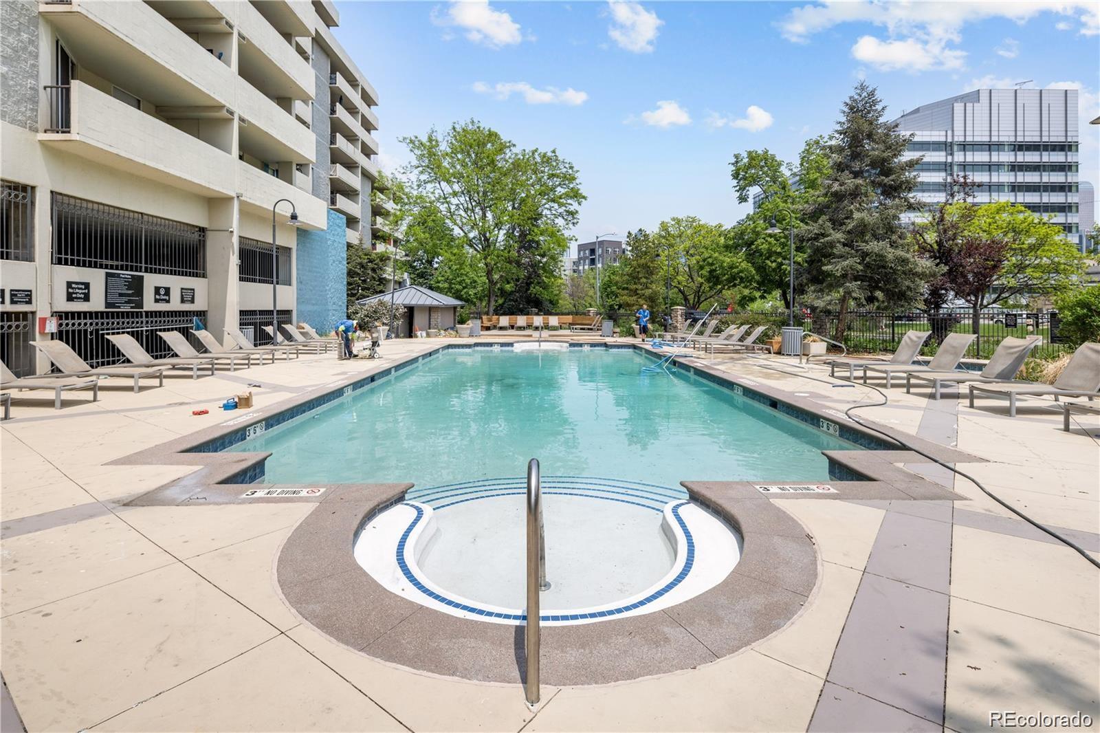 601 W 11th Avenue Unit: 702