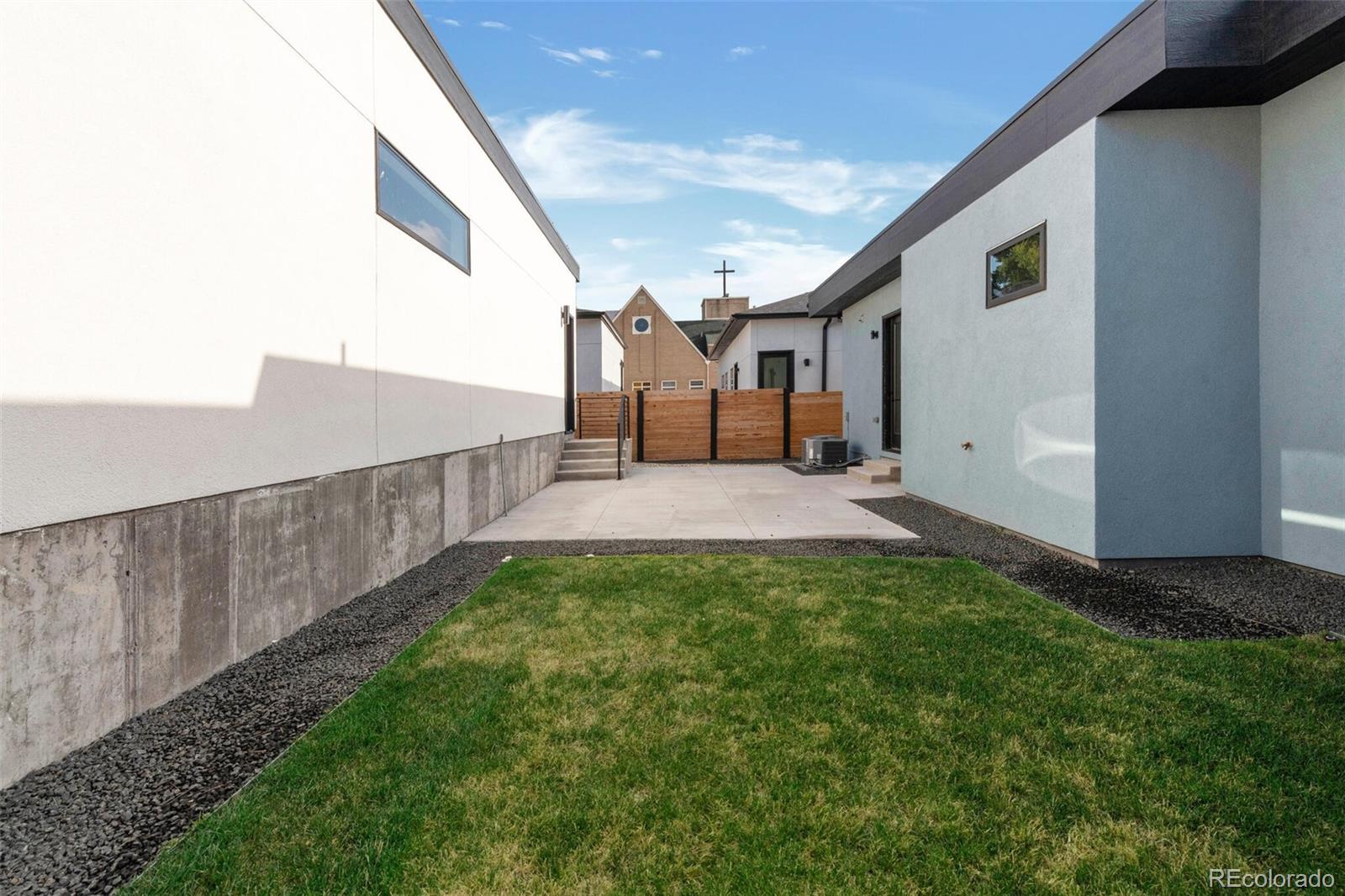 4745 Elm Court