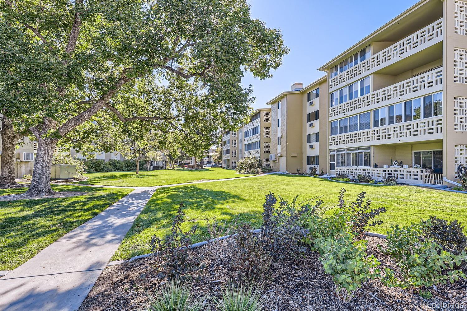 580 S Clinton Street Unit: 7D