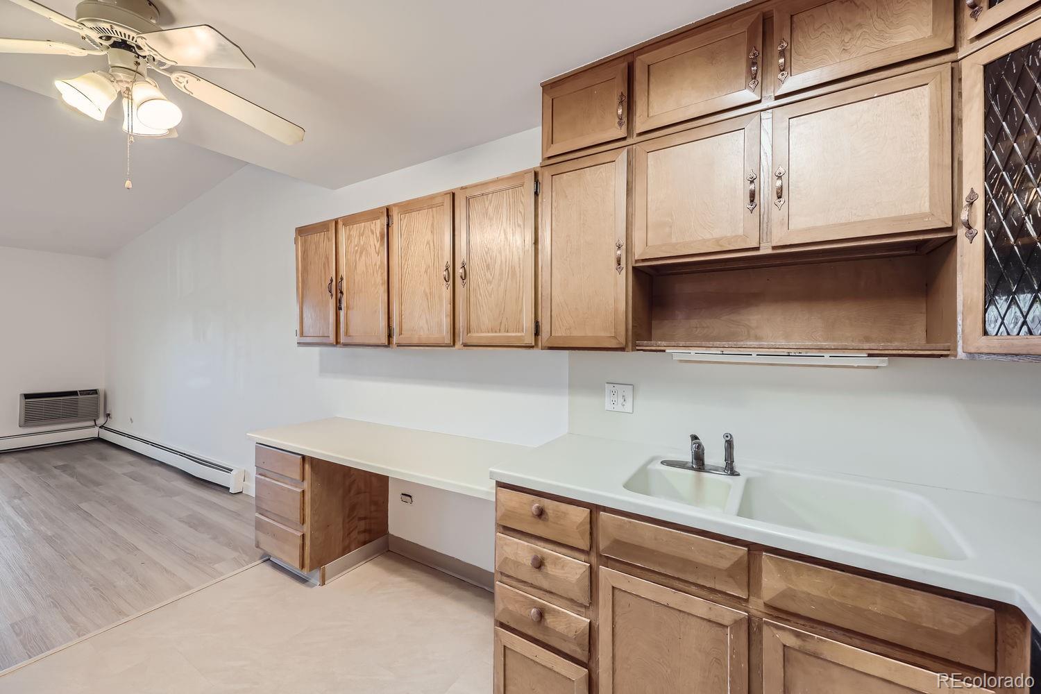 580 S Clinton Street Unit: 7D