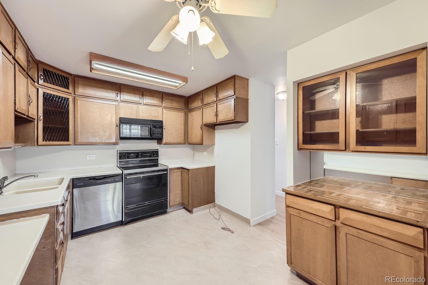 580 S Clinton Street Unit: 7D