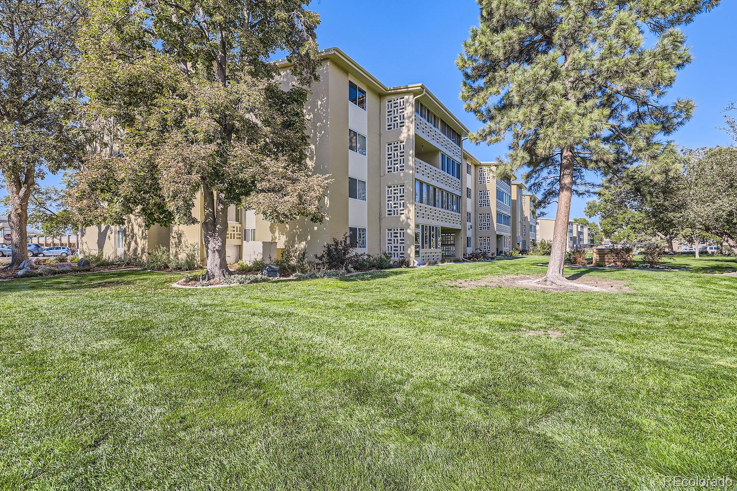 580 S Clinton Street Unit: 7D