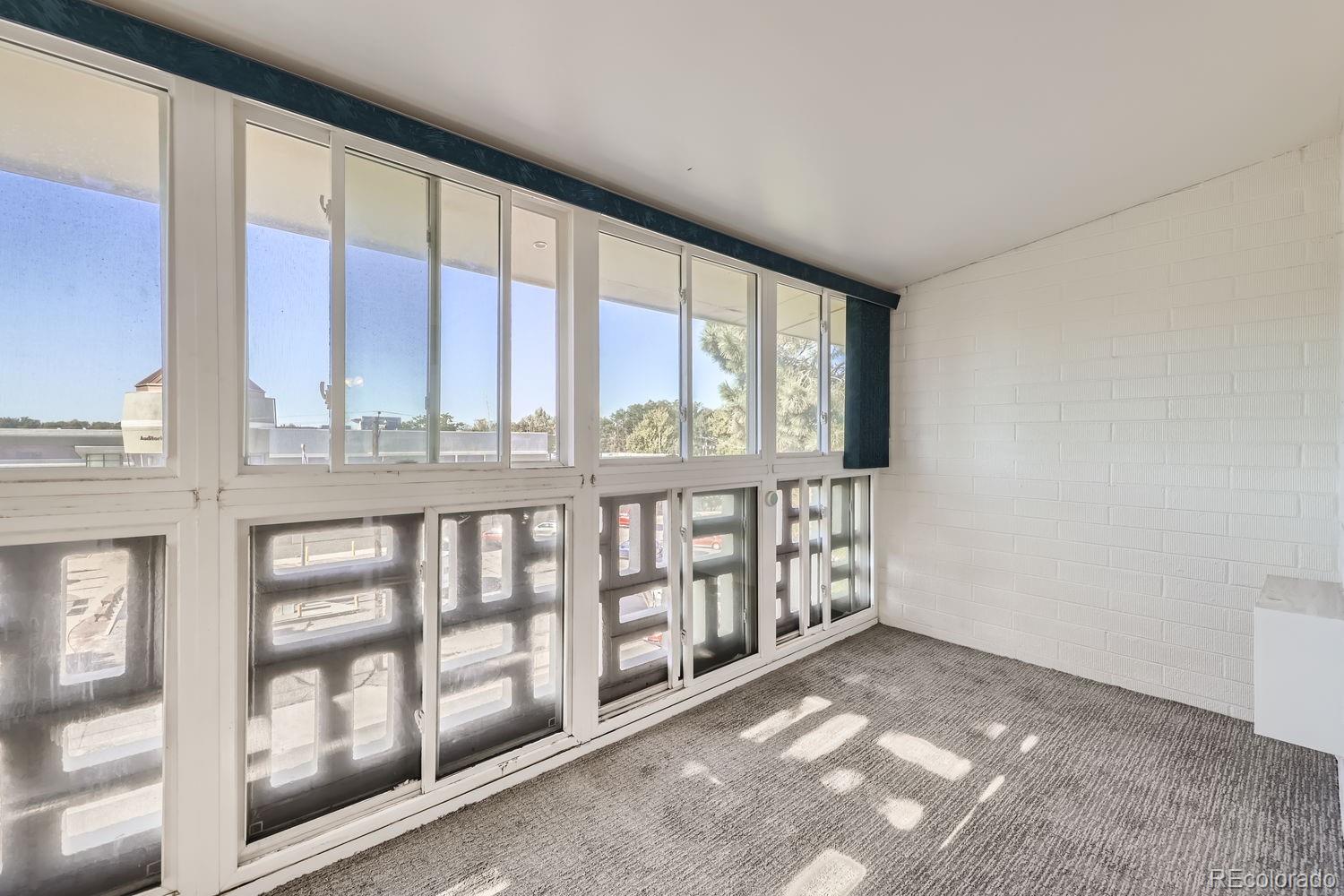 580 S Clinton Street Unit: 7D