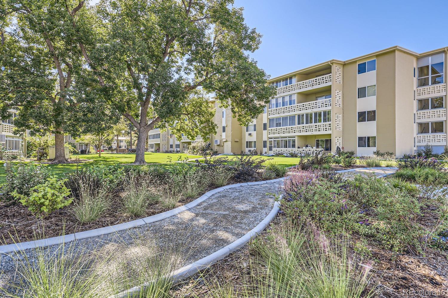 580 S Clinton Street Unit: 7D