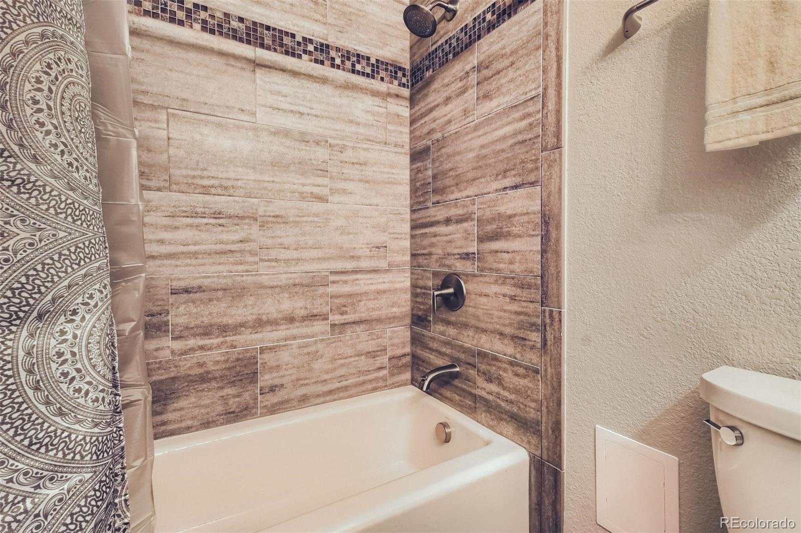 1625 Larimer Street Unit: 2505