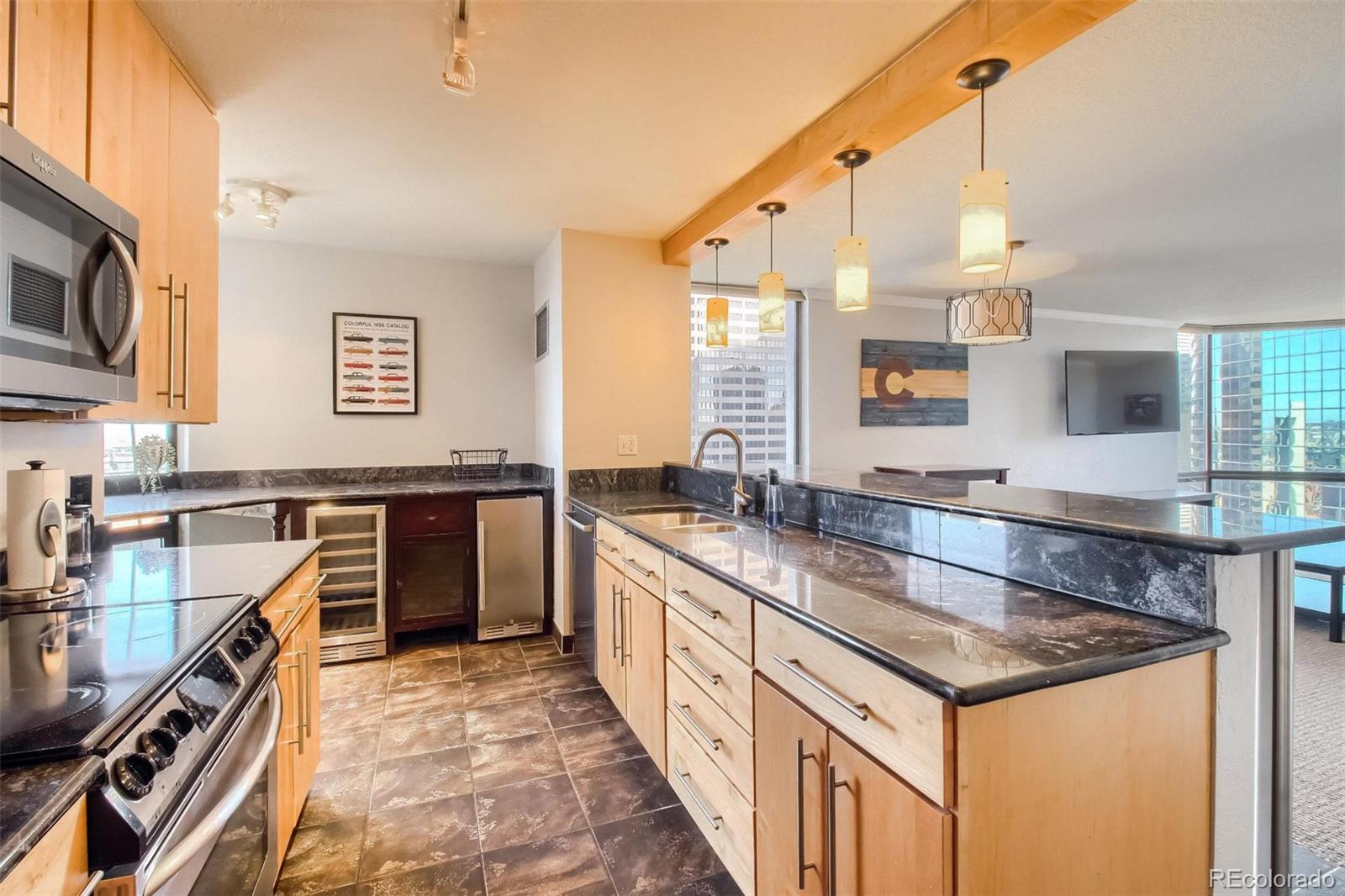 1625 Larimer Street Unit: 2505