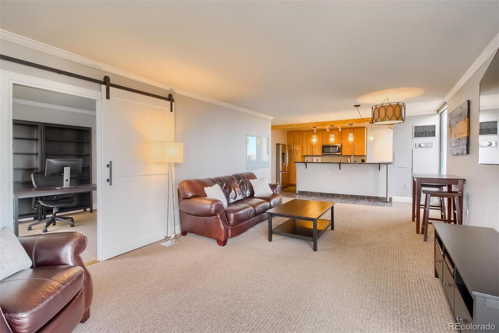 1625 Larimer Street Unit: 2505