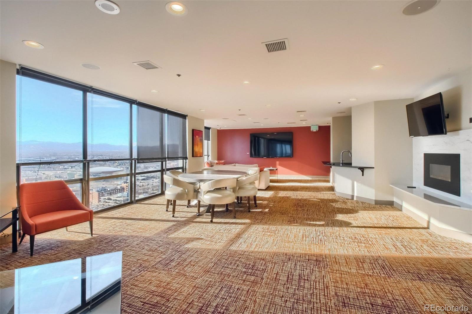 1625 Larimer Street Unit: 2505