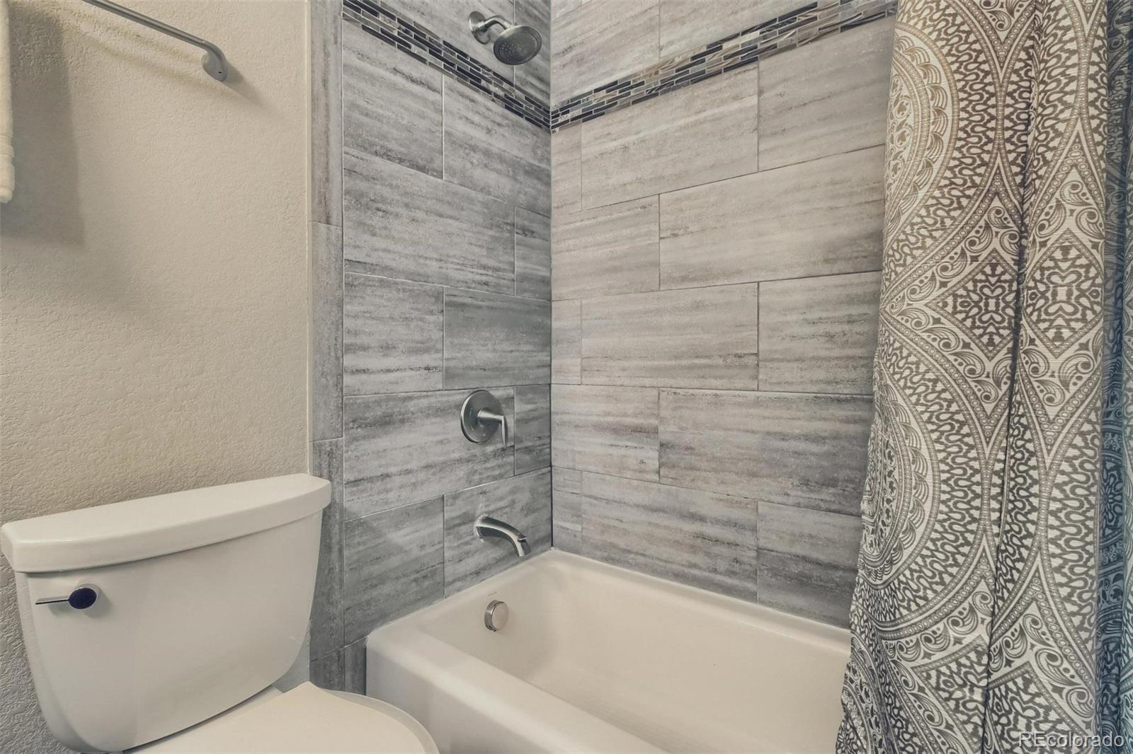 1625 Larimer Street Unit: 2505