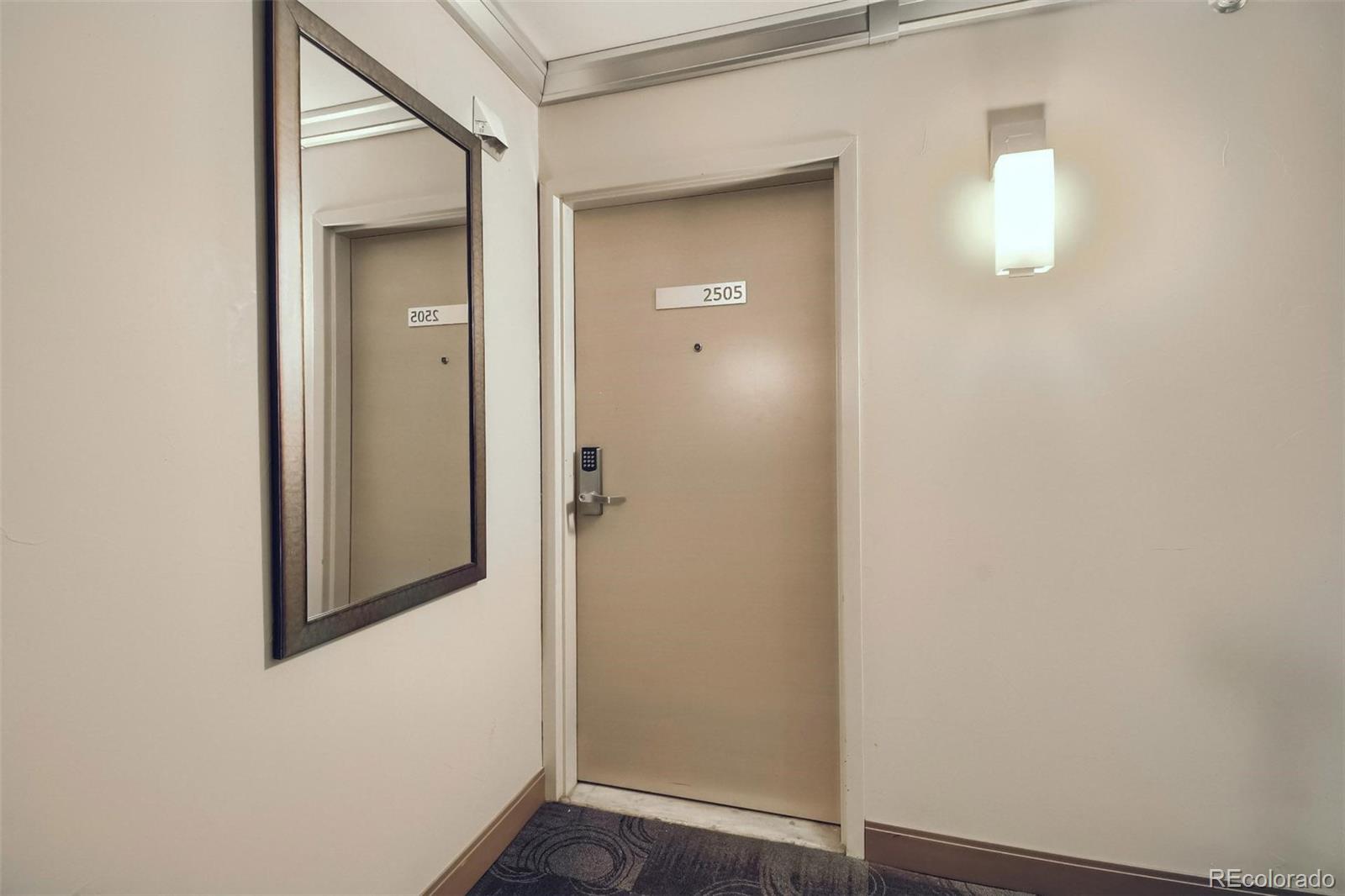 1625 Larimer Street Unit: 2505