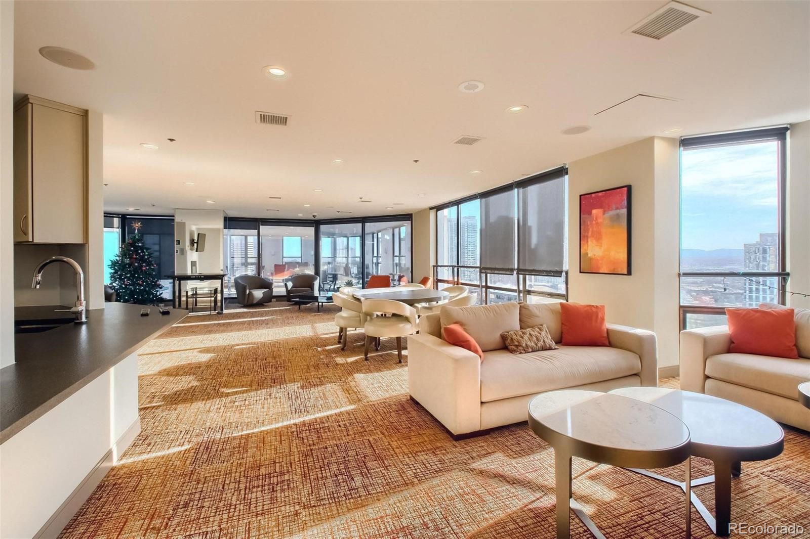 1625 Larimer Street Unit: 2505