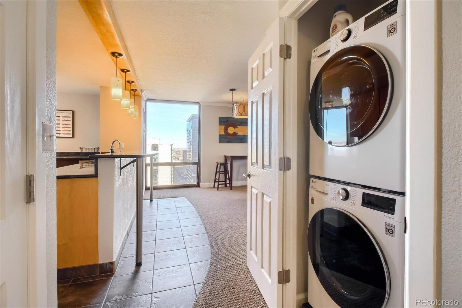 1625 Larimer Street Unit: 2505