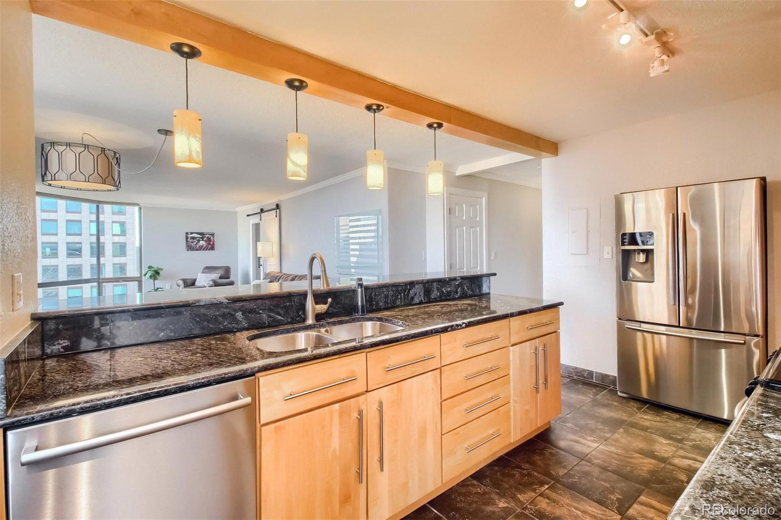 1625 Larimer Street Unit: 2505