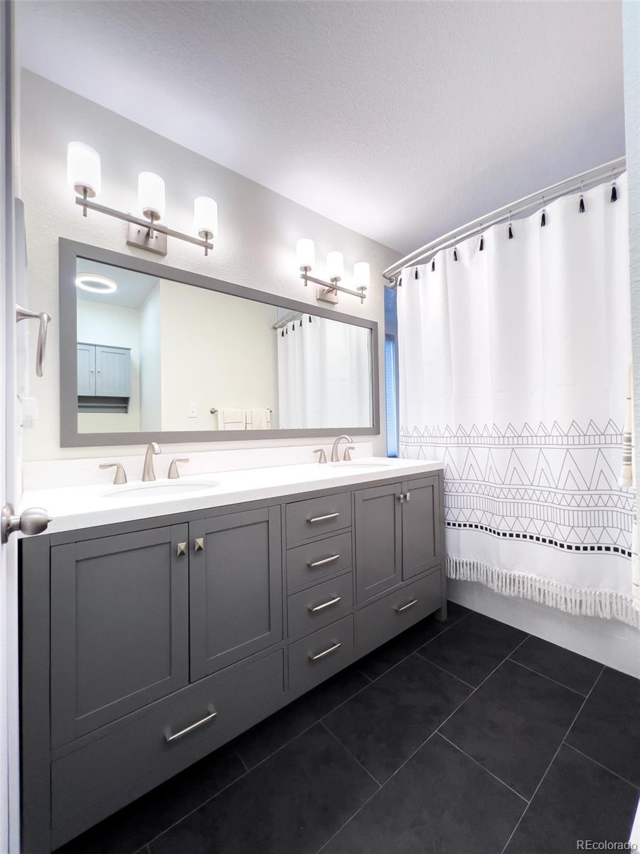 23538 Pondview Place Unit: B