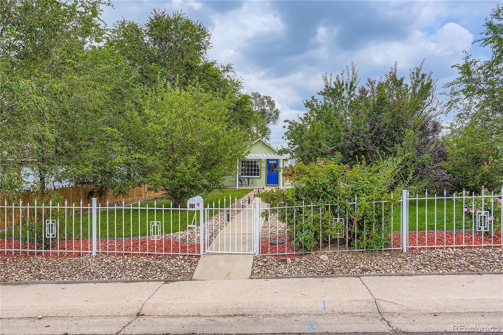 170 S Raleigh Street