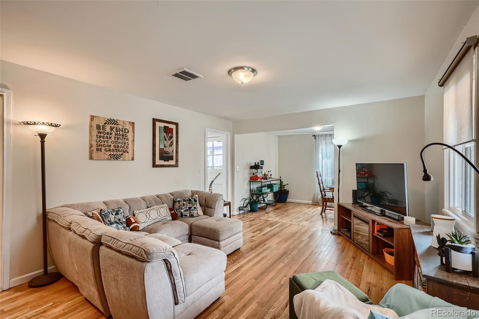 1310 Valentia Street