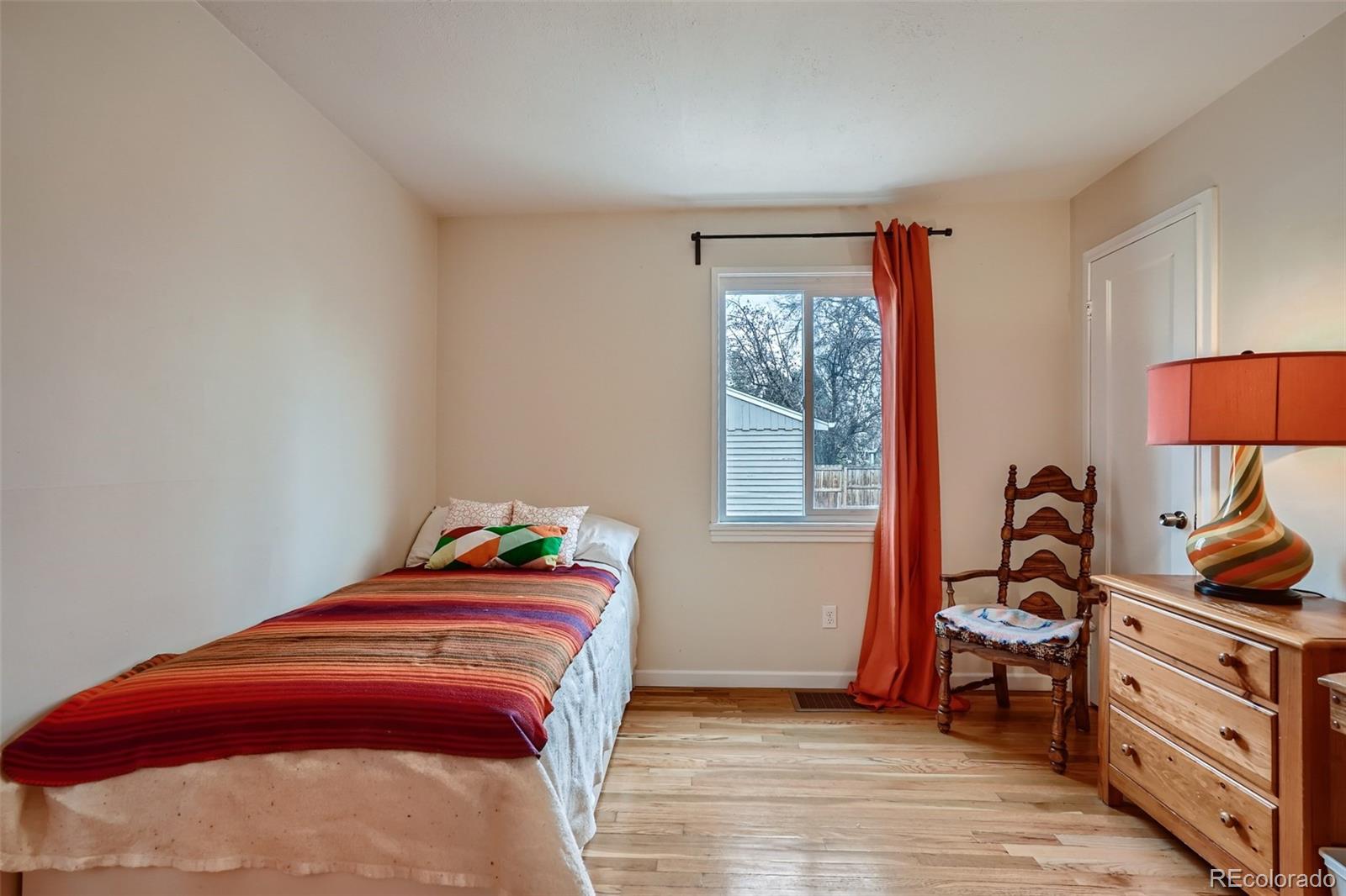 1310 Valentia Street