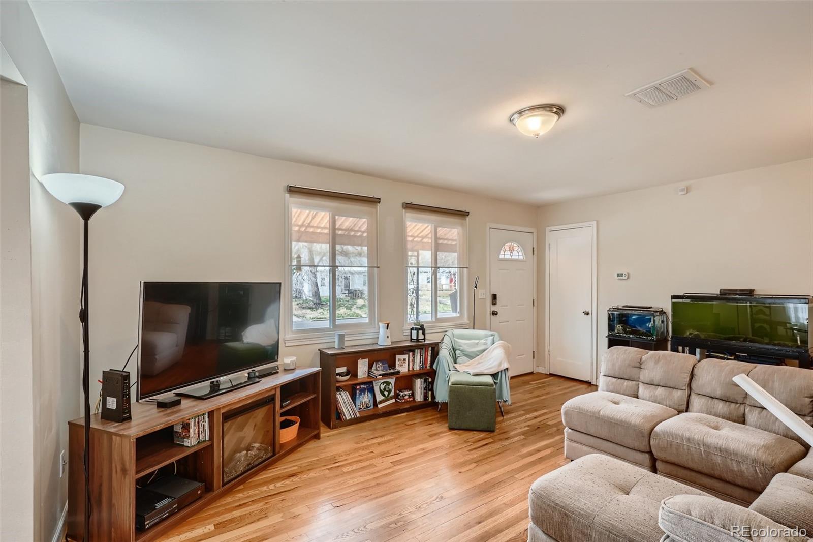 1310 Valentia Street