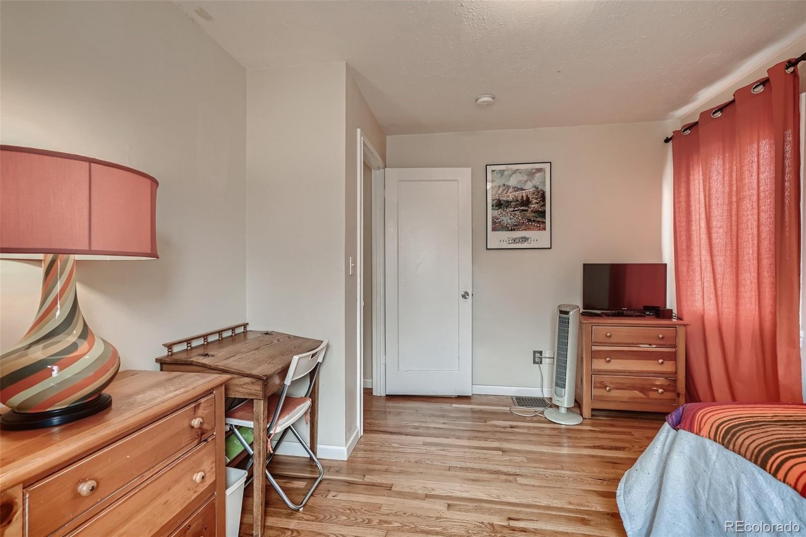 1310 Valentia Street