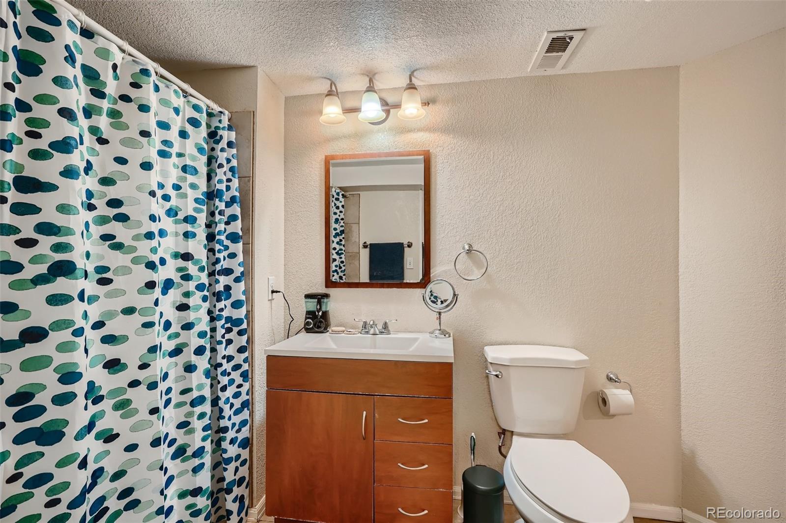 1310 Valentia Street