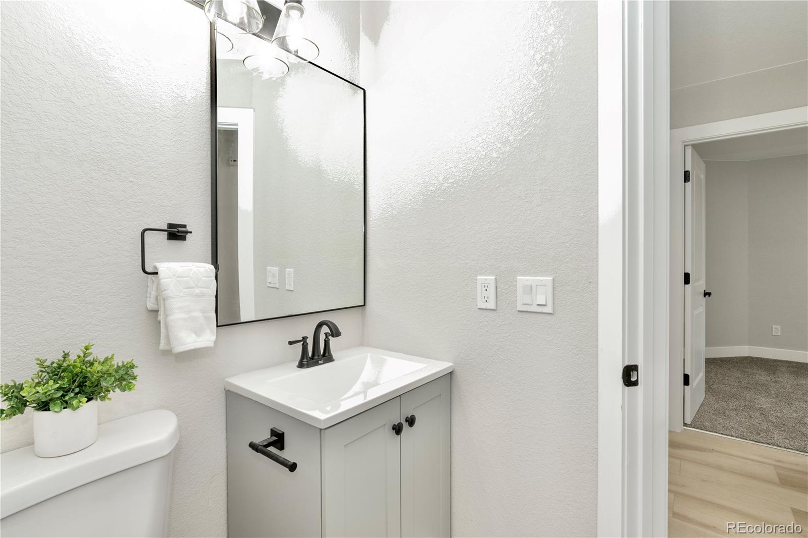 11668 E Cedar Avenue