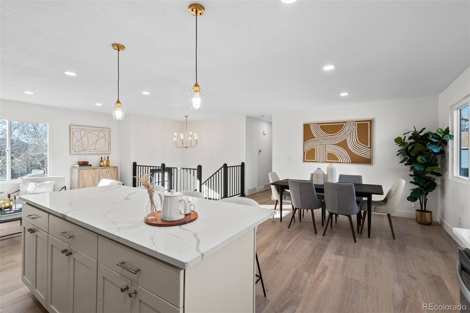 922 Park View Street