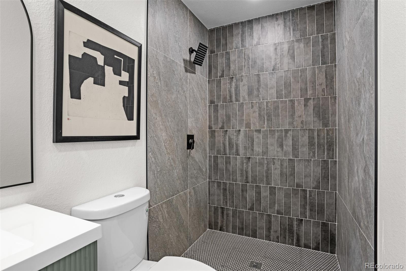 922 Park View Street