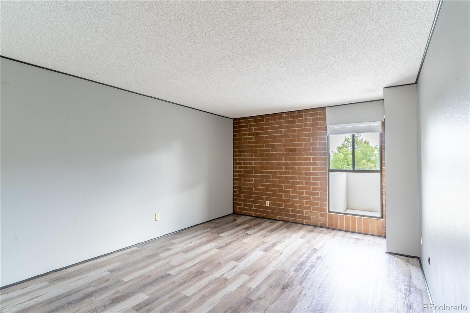 2880 S Locust Street Unit: S505