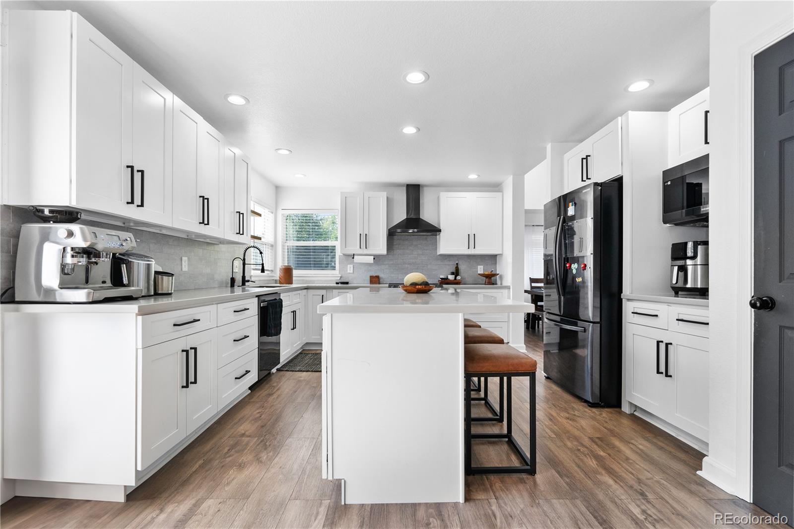 260 Stonehaven Street Circle