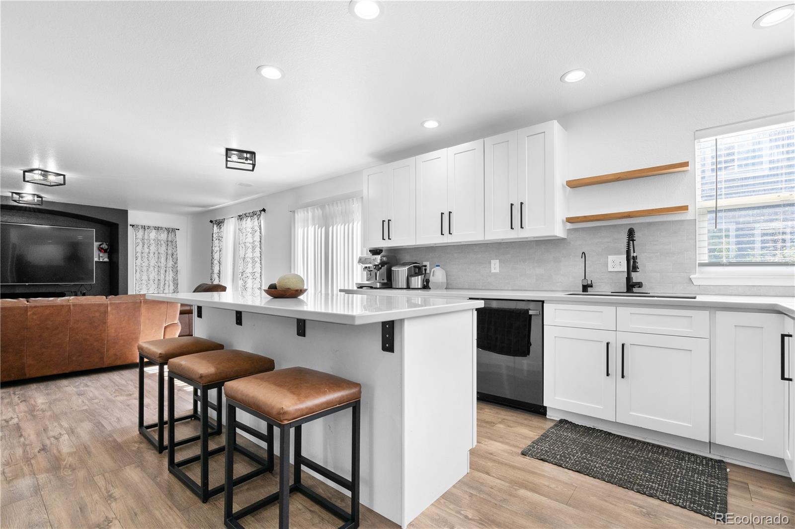 260 Stonehaven Street Circle