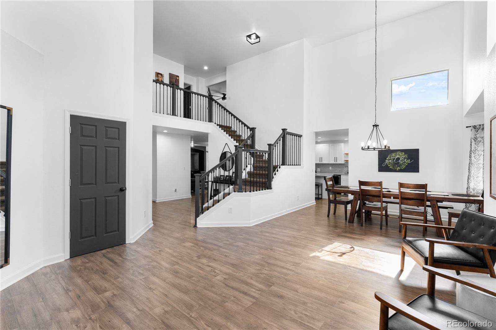 260 Stonehaven Street Circle