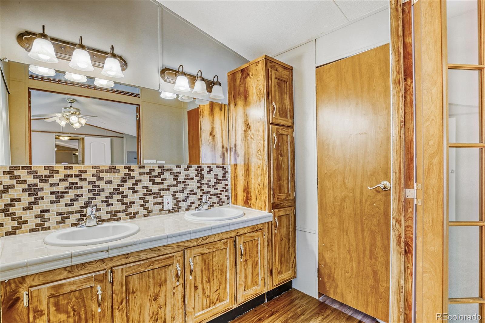 10201 Riverdale Roads