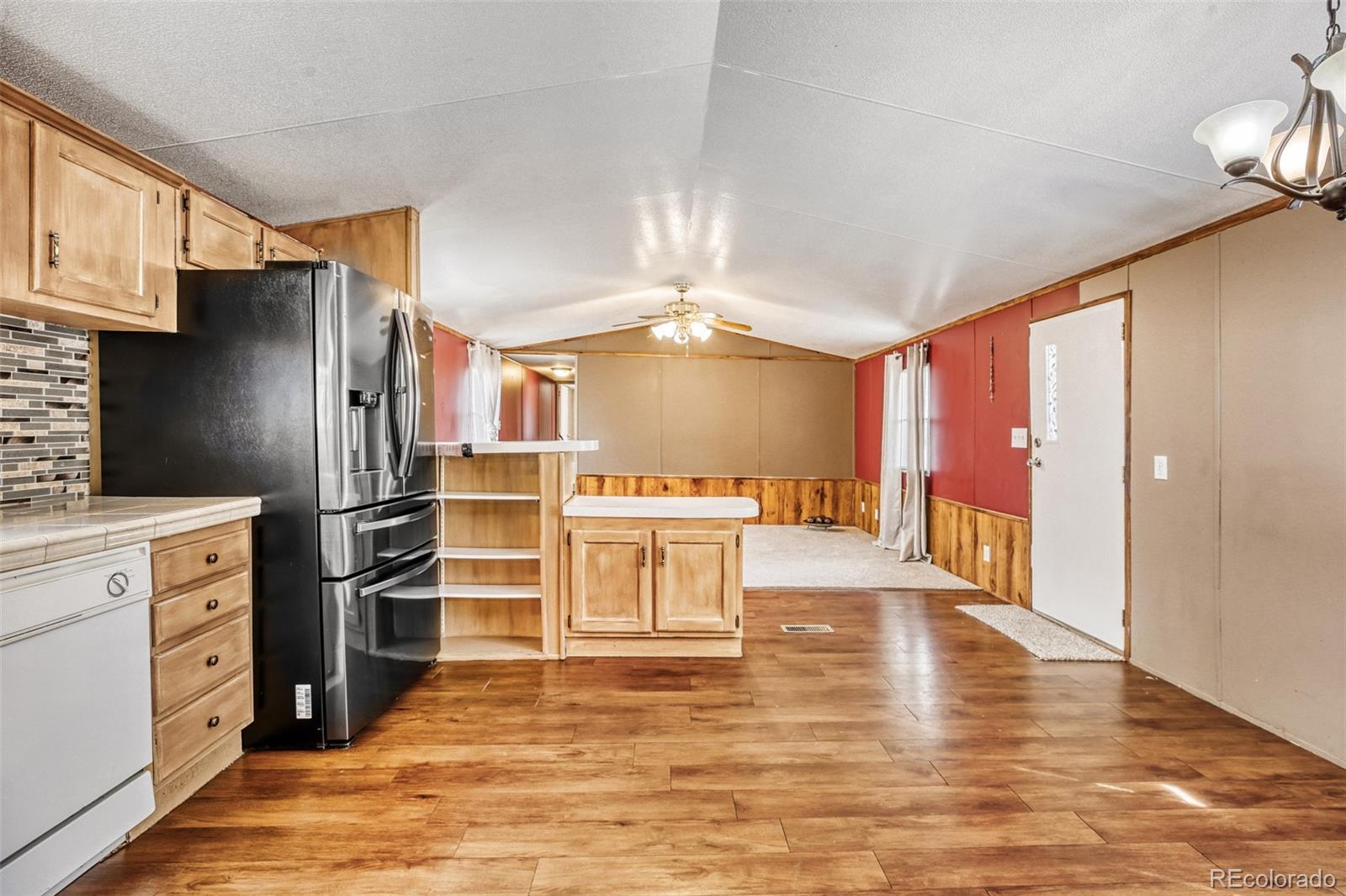 10201 Riverdale Roads