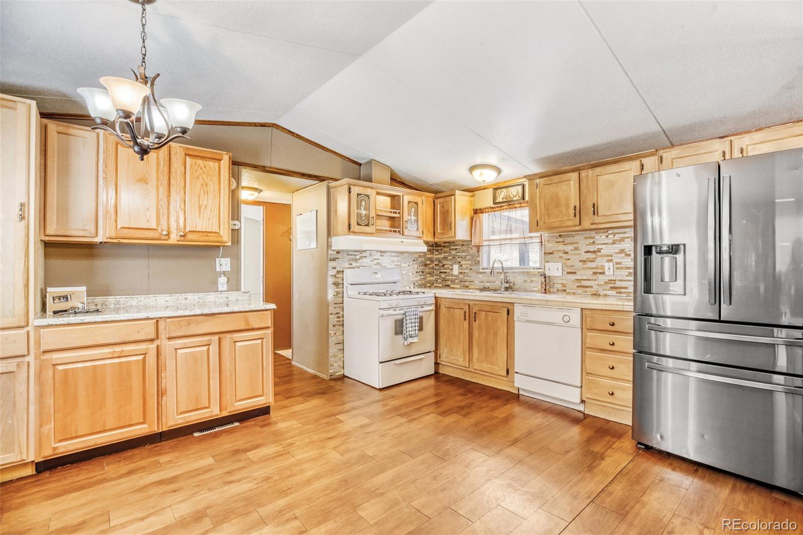 10201 Riverdale Roads